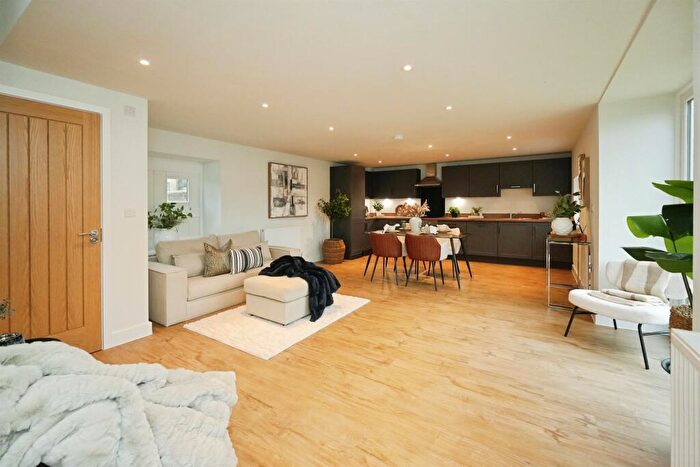 3 Bedroom Character Property For Sale In Tilling Close, Ambergate, Belper, DE56