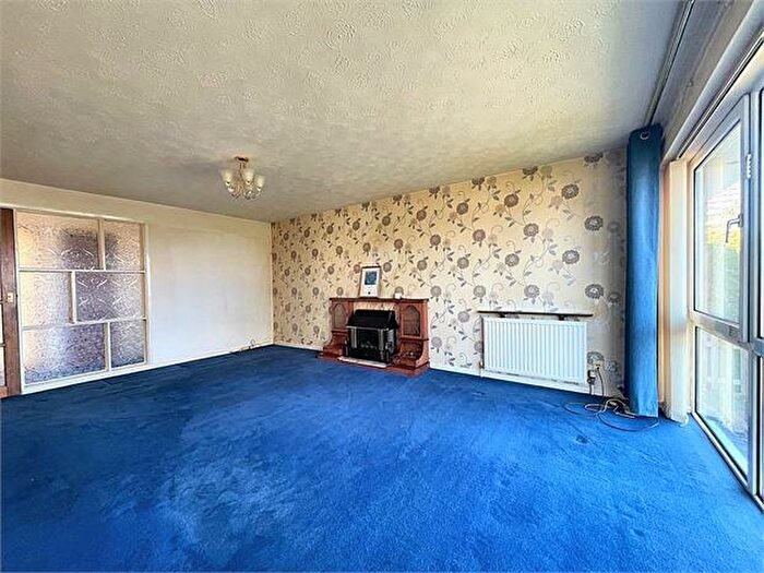 2 Bedroom Detached Bungalow For Sale In Weston Way, Hutton, BS24