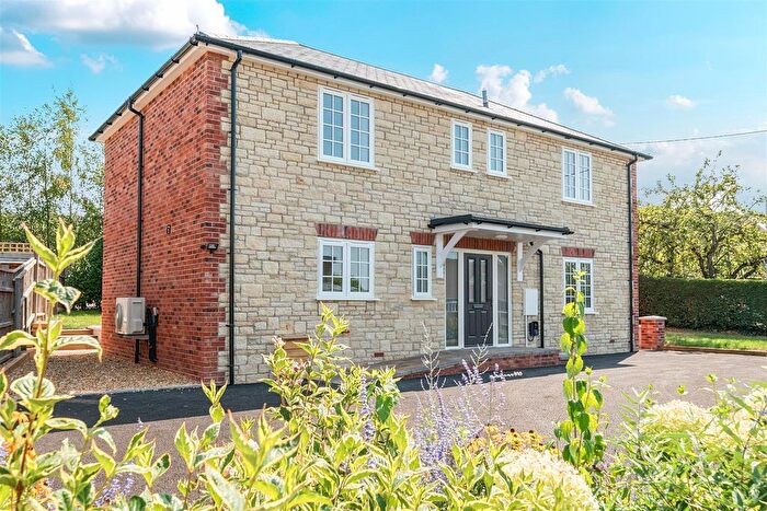 4 Bedroom Detached House For Sale In Back Street, East Stour, Gillingham, SP8