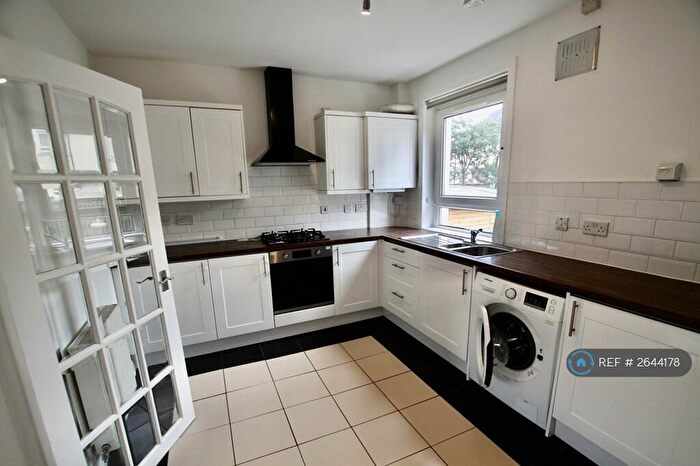 3 Bedroom Terraced House To Rent In Dean Crescent, Hamilton, ML3