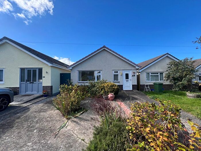 2 Bedroom Bungalow For Sale In Pentre Isaf, Llanrhystud, SY23