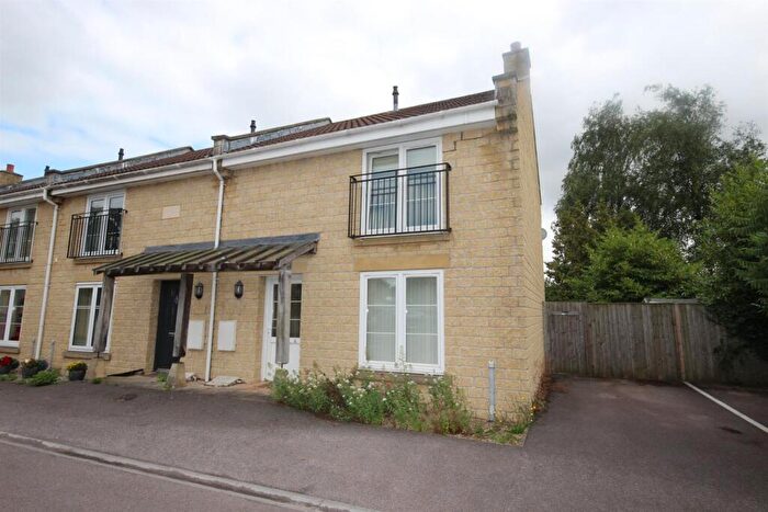 2 Bedroom Semi Detached House To Rent In Appleby Buildings Tyning Road, BA15