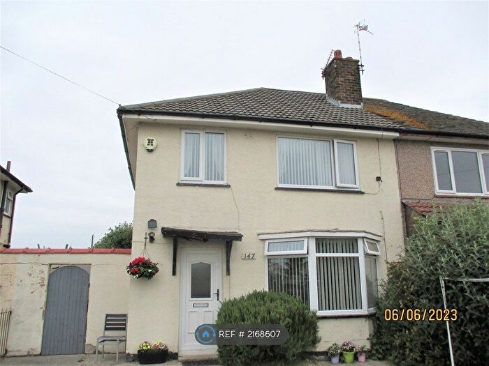 3 Bedroom Semi-Detached House To Rent In Pasture Avenue, Wirral, CH46