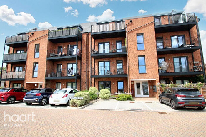1 Bedroom Apartment For Sale In Crusade Way, Rochester, ME2