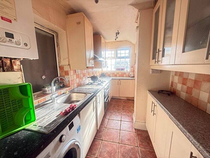3 Bedroom Semi-Detached House To Rent In Balmoral Drive, Hayes, UB4