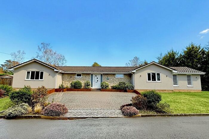 4 Bedroom Detached Bungalow For Sale In Yelverton, Ashley Drive North, BH24