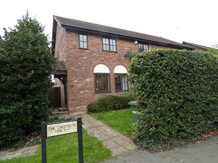 3 Bedroom End Of Terrace House To Rent In The Chestnuts, PE28