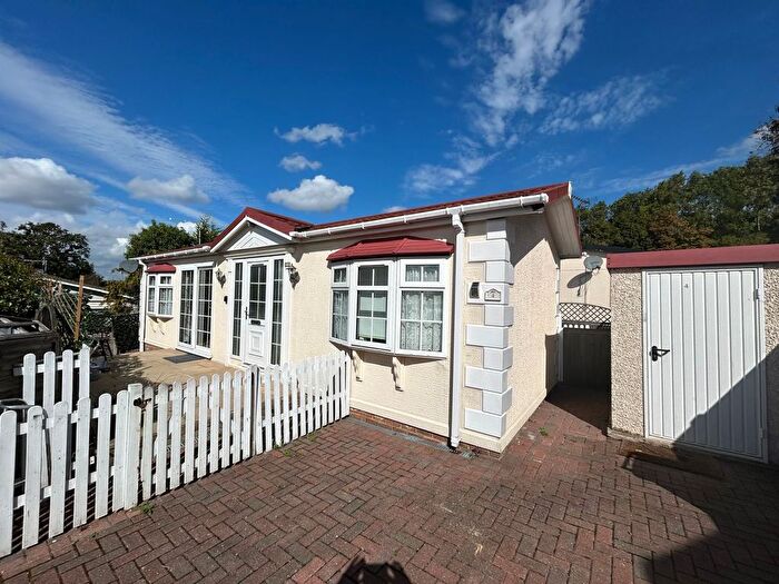 2 Bedroom Mobile/park Home For Sale In The Firs, Woodbine Close, Waltham Abbey, EN9