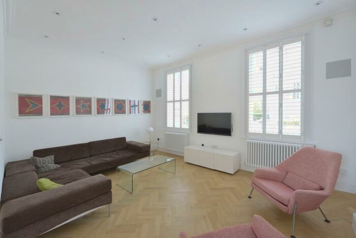 4 Bedroom End Of Terrace House To Rent In Hemingford Road London, N1