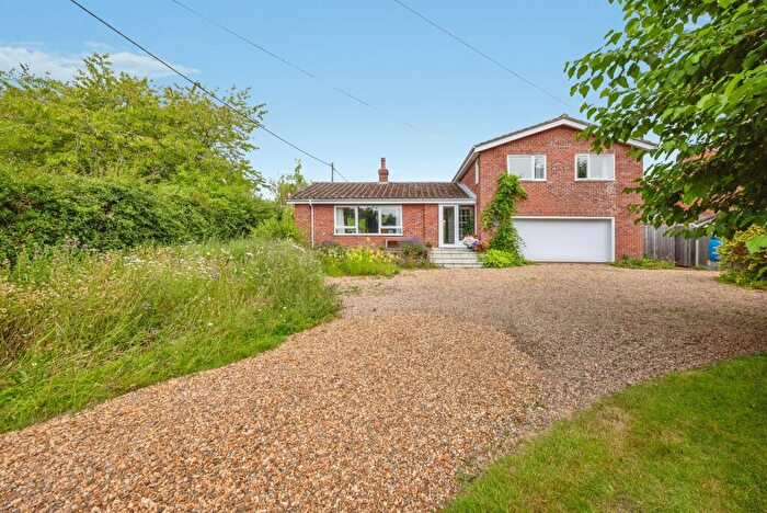 5 Bedroom Detached House For Sale In Church Road, Ashmanhaugh, Norwich, NR12