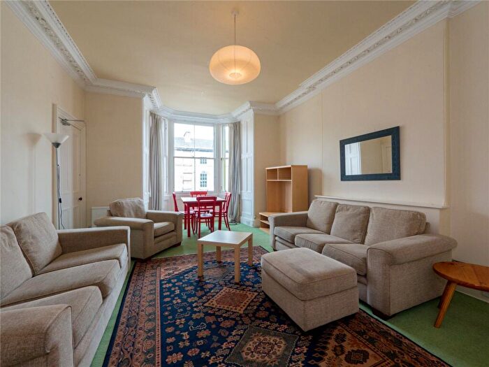 4 Bedroom Flat To Rent In Rankeillor Street, Edinburgh, EH8