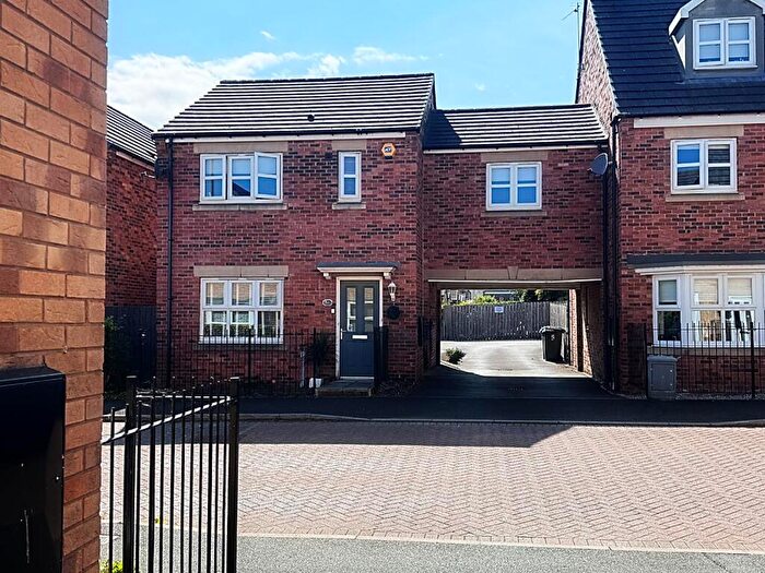 3 Bedroom Semi-Detached House For Sale In Amberdale Avenue, Newcastle Upon Tyne, NE6