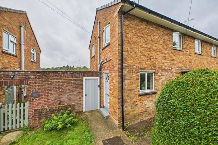 1 Bedroom Maisonette For Sale In Cowper Road, Markyate, AL3