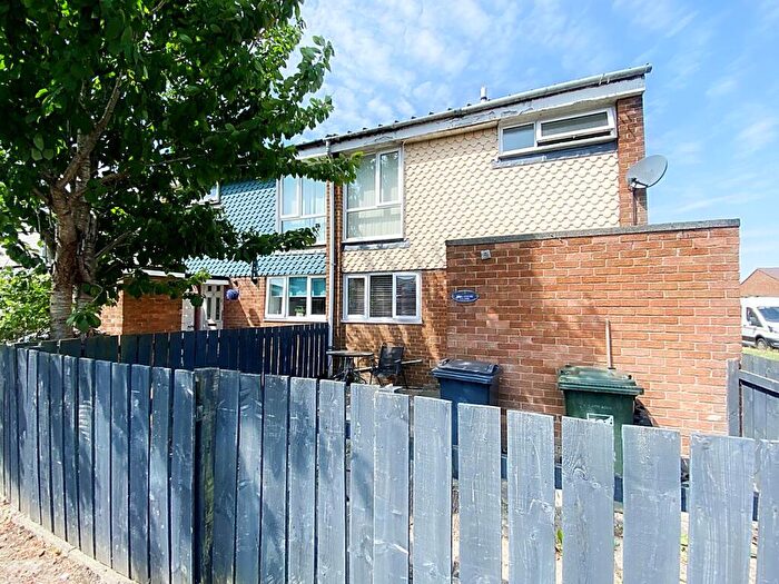 3 Bedroom Terraced House For Sale In Brighton Close, Wallsend, NE28
