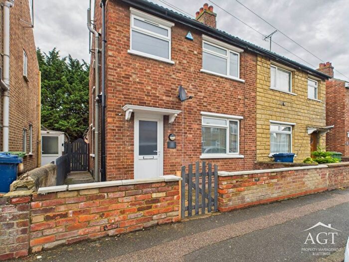3 Bedroom Detached House To Rent In Albany Road, Wisbech, PE13