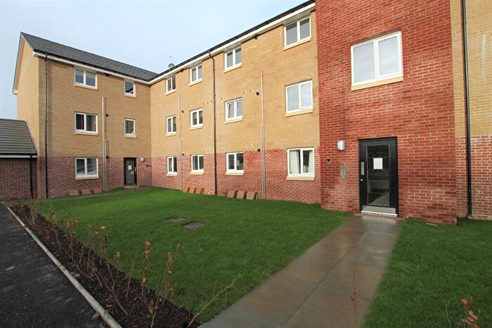 2 Bedroom Flat To Rent In Thornbank Crescent, Falkirk, FK2
