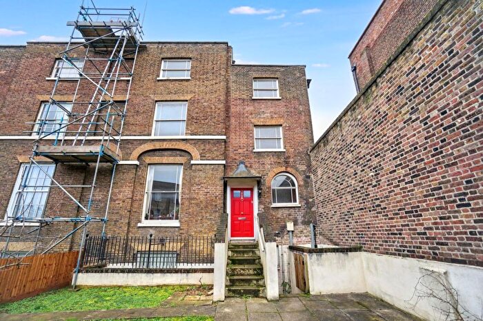 6 Bedroom Maisonette For Sale In Queens Road, London, SE15