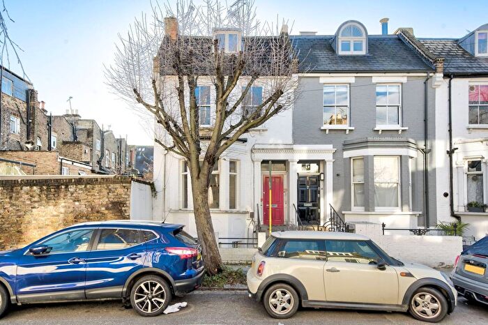 1 Bedroom Flat For Sale In Archel Road, Barons Court, London, W14