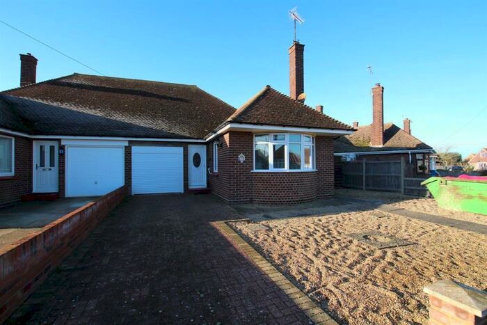 2 Bedroom Bungalow To Rent In Gainsford Avenue, Clacton-on-Sea, CO15