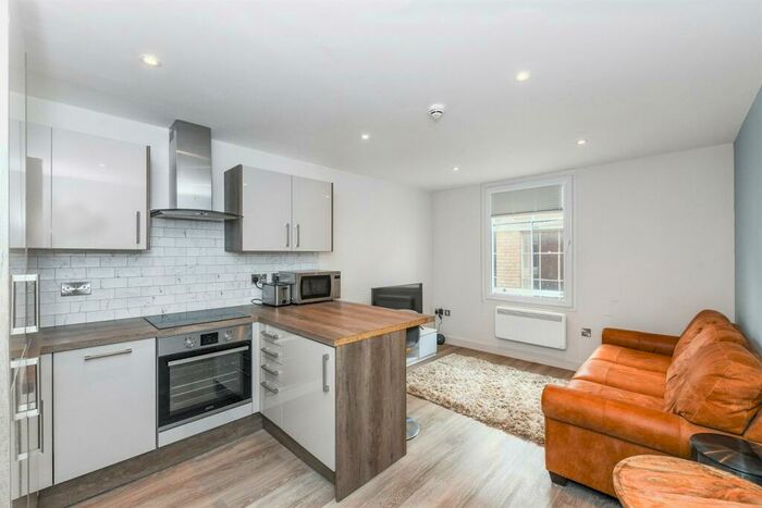 2 Bedroom Apartment To Rent In Byard Lane, Nottingham, NG1