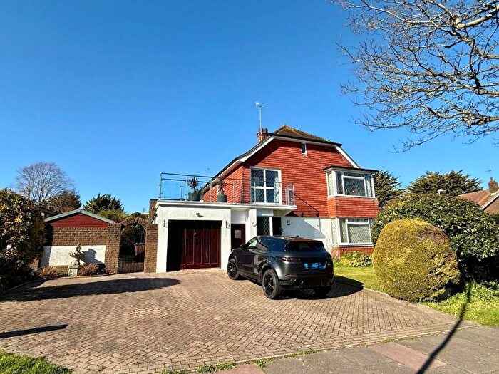 3 Bedroom Detached House For Sale In Upper Kings Drive, Willingdon Village, Eastbourne, BN20