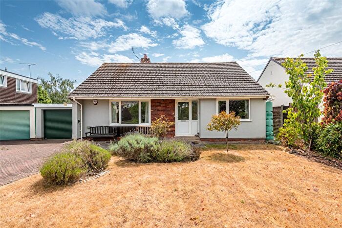 3 Bedroom Bungalow For Sale In Trull Green Drive, Trull, Taunton, Somerset, TA3