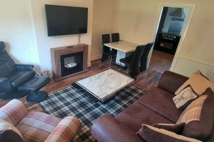 3 Bedroom Flat To Rent In North Anderson Drive, Aberdeen, AB16