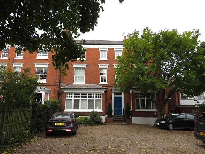 1 Bedroom Apartment To Rent In Clarendon Road, Kenilworth, CV8
