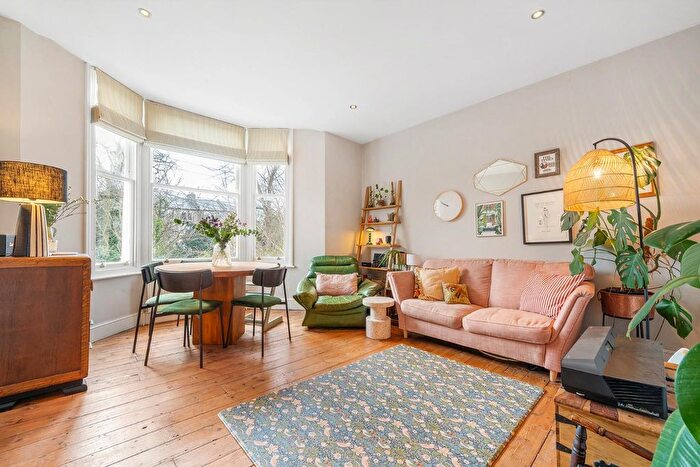 2 Bedroom Flat For Sale In Josephine Avenue, SW2