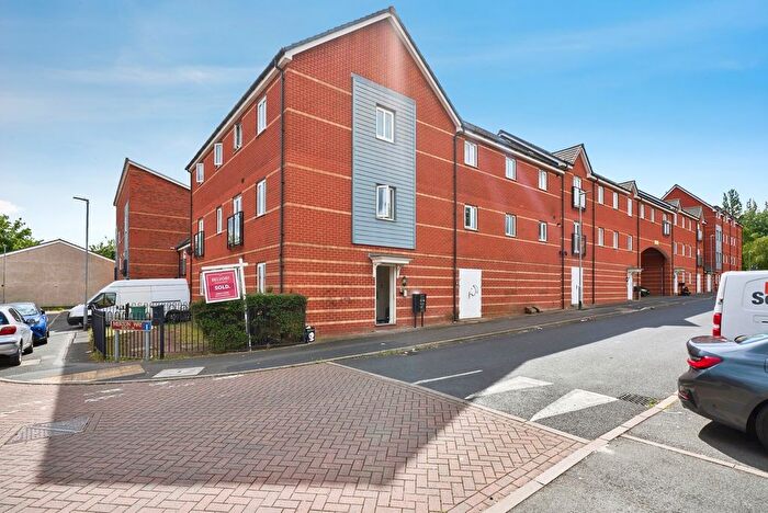 2 Bedroom Flat For Sale In Merton Way, Walsall, West Midlands, WS2