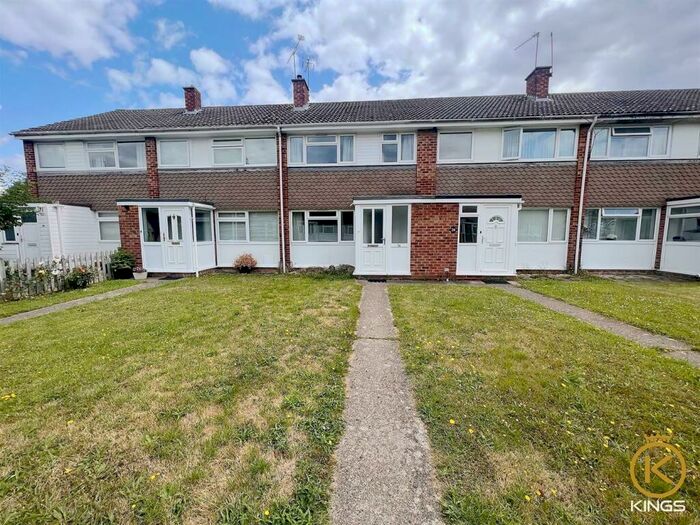 3 Bedroom Terraced House To Rent In Burden Way, GU2