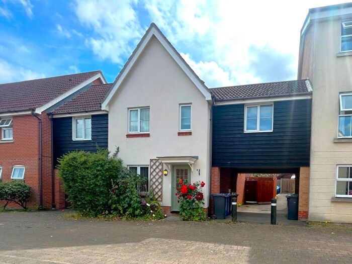 4 Bedroom House To Rent In Wagtail Drive, Bury St. Edmunds, IP32