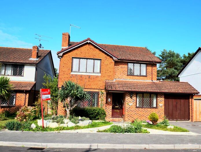 4 Bedroom Detached House To Rent In Wareham, BH20