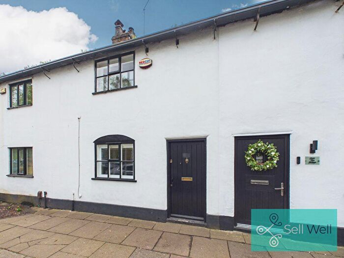 2 Bedroom Terraced House For Sale In Barton Road, Worsley, Manchester, M28