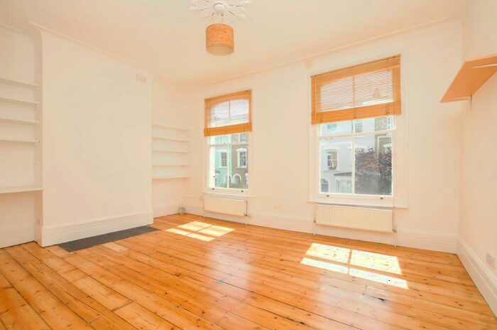 2 Bedroom Flat To Rent In Walford Road, Stoke Newington, N16