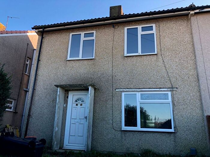 3 Bedroom Semi-Detached House For Sale In Staplefield Drive, Brighton, East Sussex, BN2