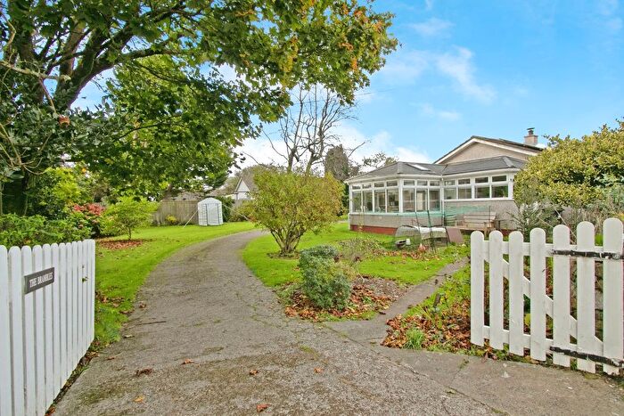 3 Bedroom Bungalow For Sale In Carsize Lane, Leedstown, Hayle, Cornwall, TR27