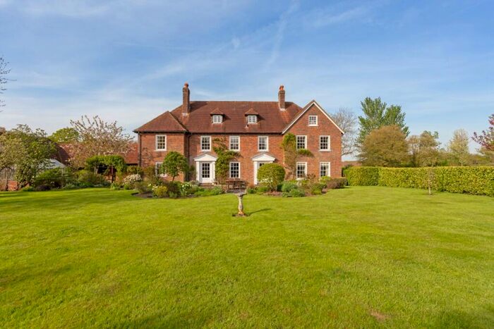 6 Bedroom Detached House To Rent In Lower Ewhurst Ramsdell, RG26