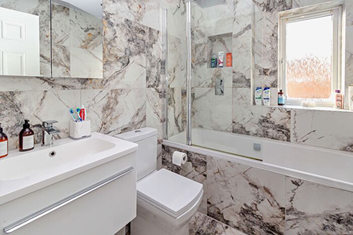 5 Bedroom Detached House For Sale In Spruce Crescent, Bury, BL9