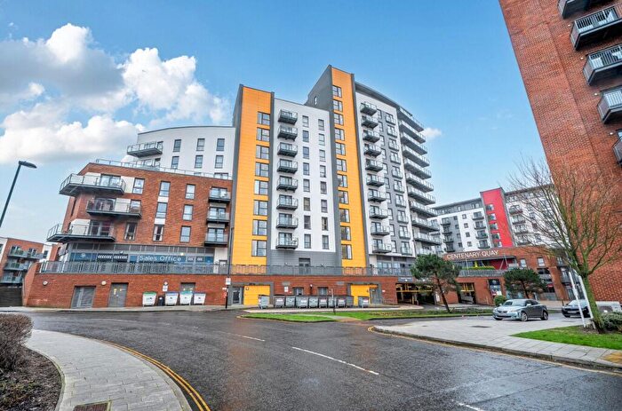 1 Bedroom Flat To Rent In Centenary Plaza, Southampton, SO19