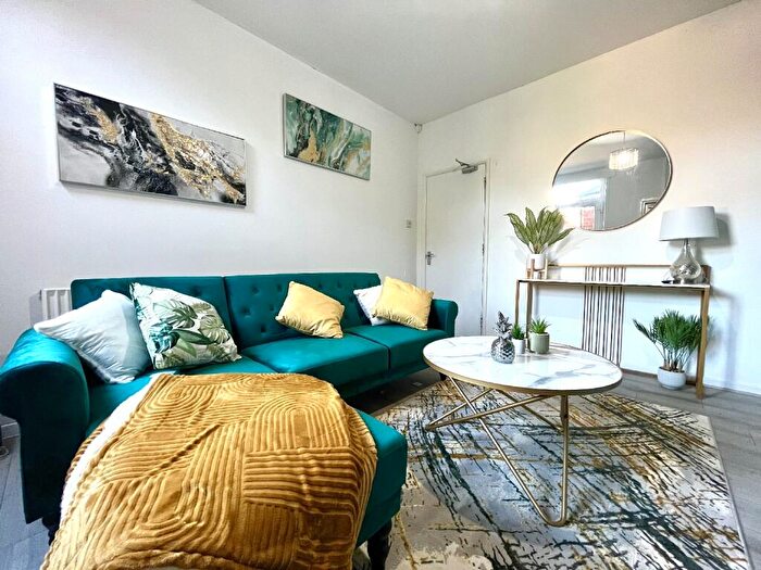 5 Bedroom House To Rent In Brailsford Road (), Dunkirk, Nottingham, Nottinghamshire, NG7