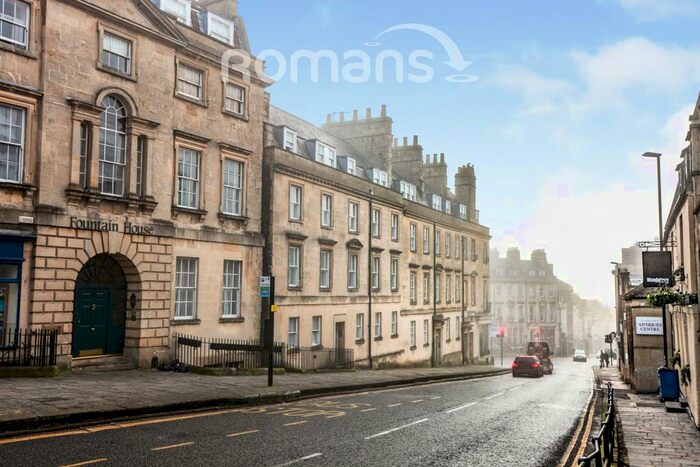 2 Bedroom Apartment To Rent In Fountain Buildings, Bath, BA1