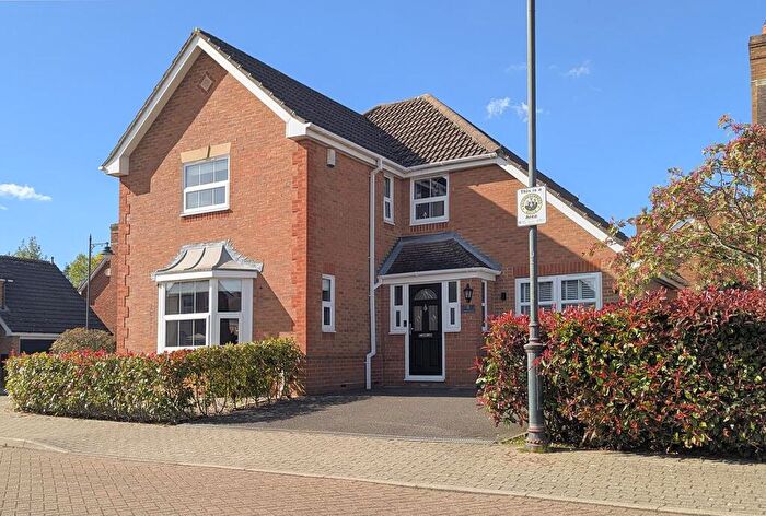 4 Bedroom Detached House For Sale In Lapins Lane, Kings Hill, ME19