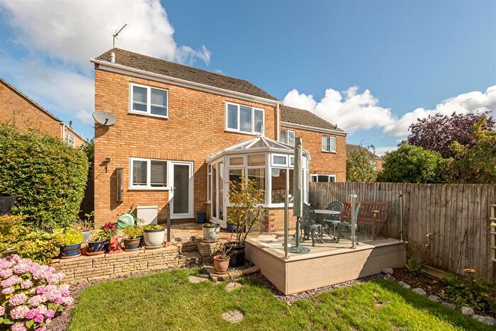 3 Bedroom Semi-Detached House For Sale In Holliers Crescent, Middle Barton, Chipping Norton, OX7