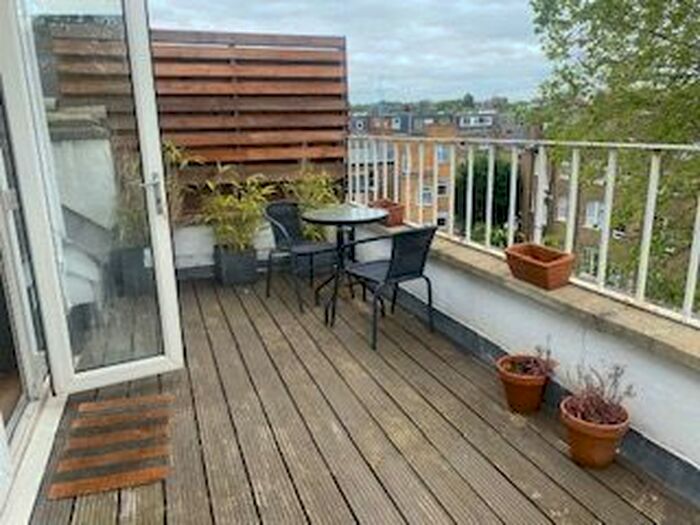 1 Bedroom Flat To Rent In Gratton Road, London, W14