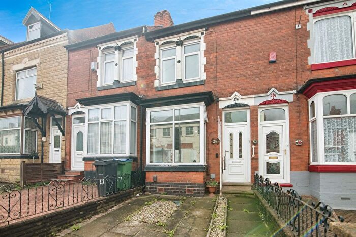 2 Bedroom Terraced House For Sale In Beakes Road, Smethwick, B67