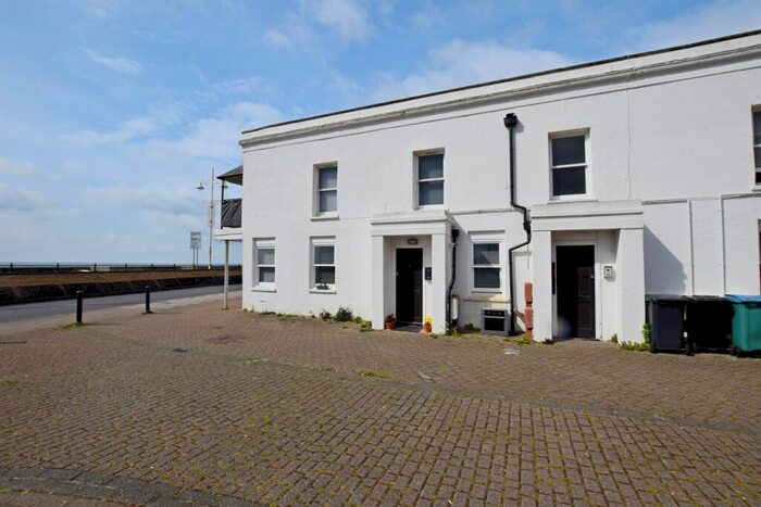 1 Bedroom Flat To Rent In The Steyne, Bognor Regis, PO21