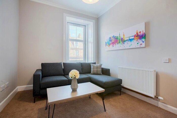 2 Bedroom Flat To Rent In Drum Terrace, Leith, Edinburgh, EH7