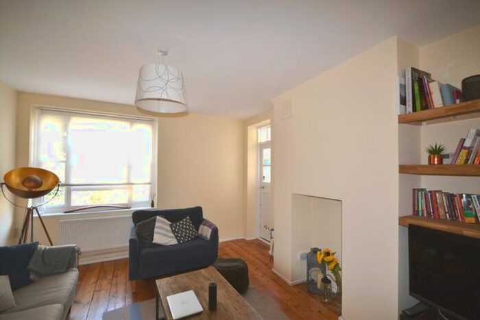 2 Bedroom Flat To Rent In Coleman Mansions, Crouch Hill, Crouch End, N8