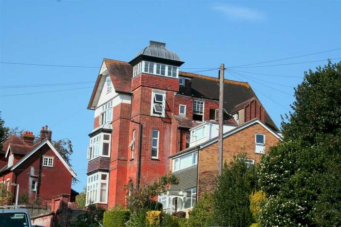 2 Bedroom Apartment To Rent In Salisbury - Fowlers Road, SP1